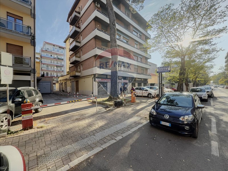 Appartamento in Vendita a Pescara, 185'000€, 111 m²