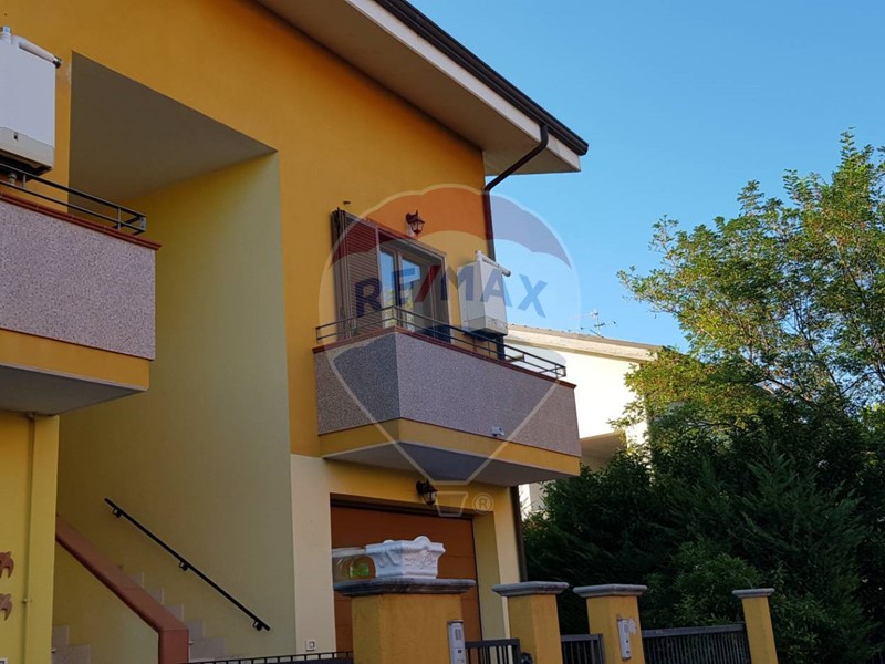 Villetta a schiera in Vendita a Francavilla al Mare, 295'000&euro;, 155 m²