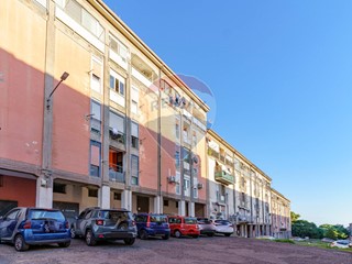 Quadrilocale in Vendita a Catania, 53'000€, 84 m²