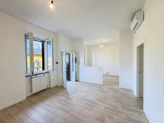 Trilocale in Affitto a Milano, 517€, 84 m²