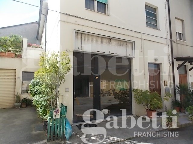 Laboratorio in Vendita a Civitanova Marche, 126'500&euro;, 174 m²