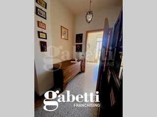 Appartamento in Vendita a Montecassiano, 59'000&euro;, 92 m², arredato