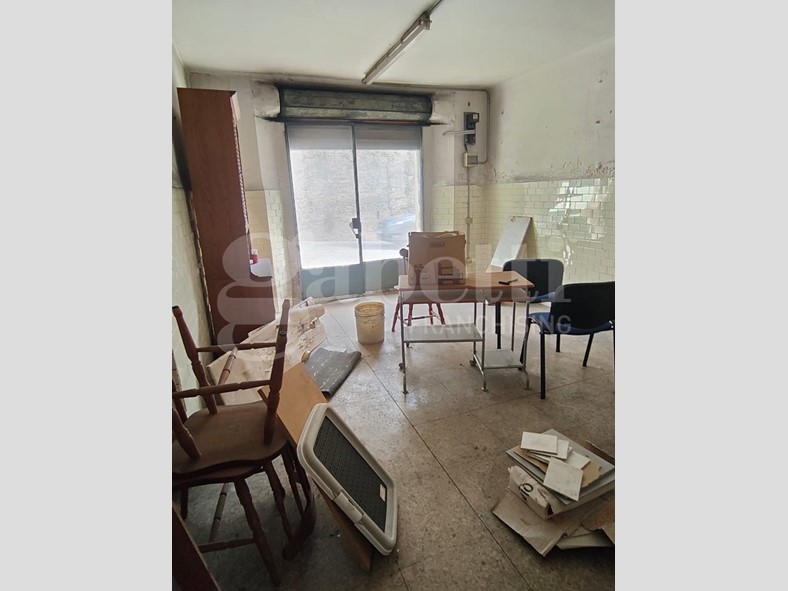 Magazzino in Vendita a Macerata, 14'000&euro;, 37 m²