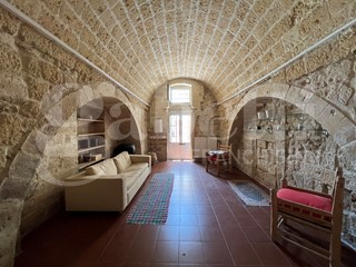 Trilocale in Vendita a Lecce, 150'000€, 90 m²