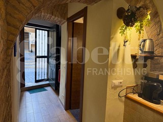 Trilocale in Vendita a Nettuno, 208'000€, 60 m², arredato