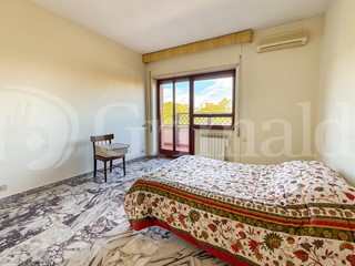 Attico in Vendita a Roma, 870'000€, 220 m²