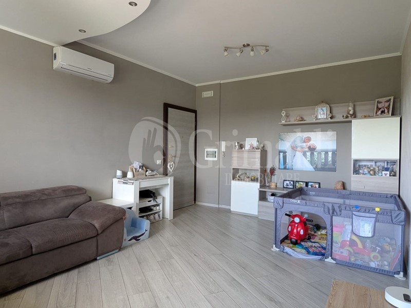 Trilocale in Vendita a Pomezia, 169'000€, 93 m²