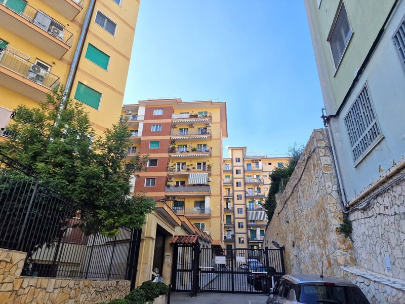 Quadrilocale in Vendita a Napoli, 460'000&euro;, 110 m²