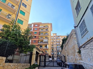 Quadrilocale in Vendita a Napoli, 460'000&euro;, 110 m²