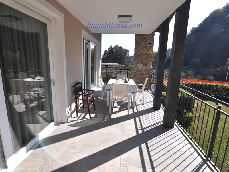 Attico in Vendita a Borgo San Dalmazzo, 330'000€, 100 m², arredato