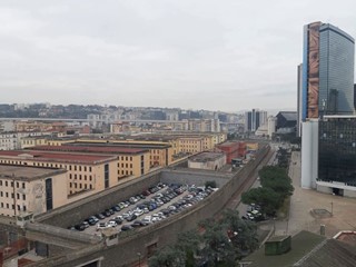 Ufficio in Affitto a Napoli, 900&euro;, 50 m², arredato