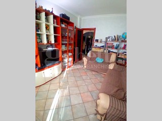 Quadrilocale in Vendita a Trofarello, 248'000&euro;, 120 m²