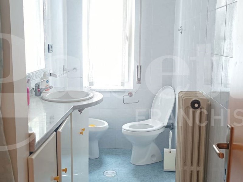 Appartamento in Affitto a Macerata, 200€, 80 m², arredato