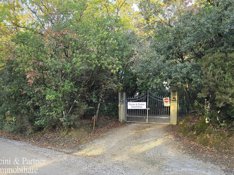 Casa Indipendente in Vendita a Bettona, zona Cinque Cerri, 194'000€, 127 m², arredato