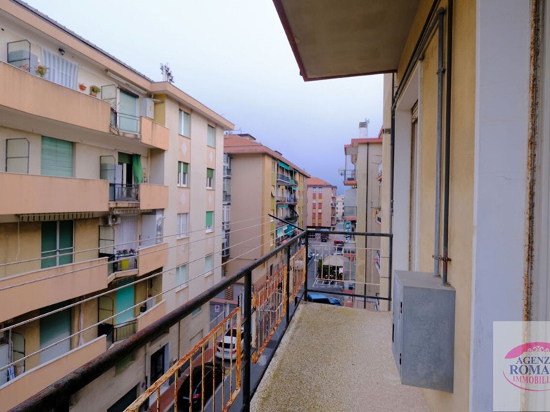 Quadrilocale in Vendita a Albisola Superiore, 200'000€, 77 m²