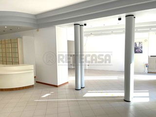 Immobile commerciale in Affitto a Orgiano, 1'000&euro;, 134 m²