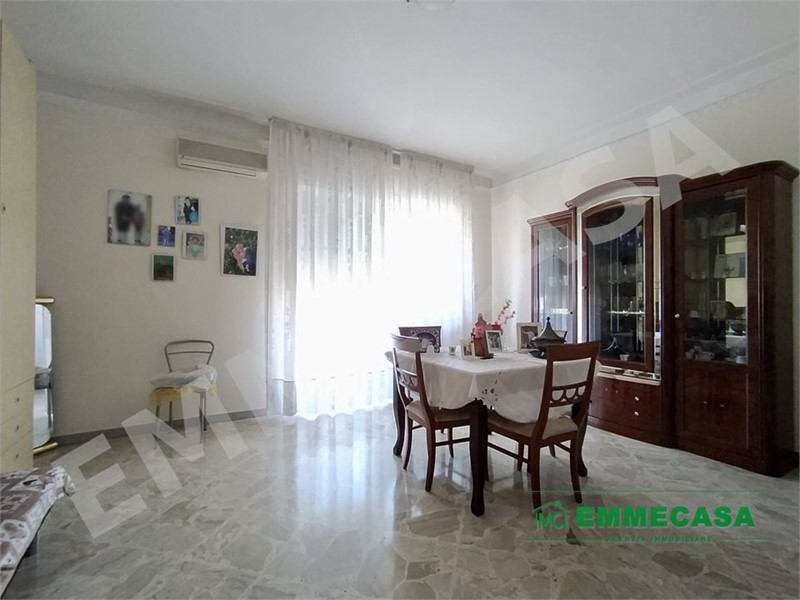 Trilocale in Vendita a Valenzano, 153'000&euro;, 105 m²