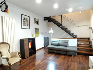 Casa Indipendente in Vendita a Cascina, 248'000&euro;, 150 m², con Box