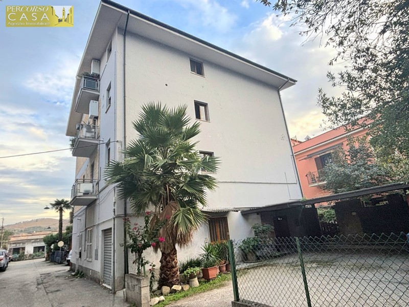Trilocale in Vendita a Teramo, 39'000€, 74 m²