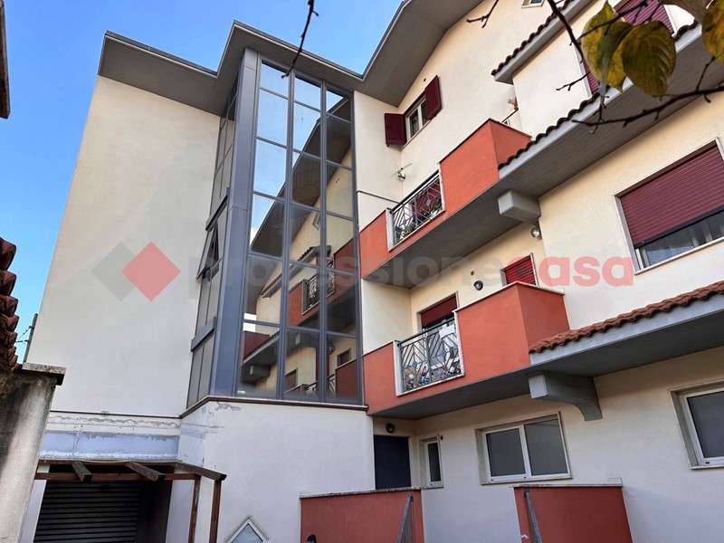 Trilocale in Affitto a Avezzano, 380€, 50 m²
