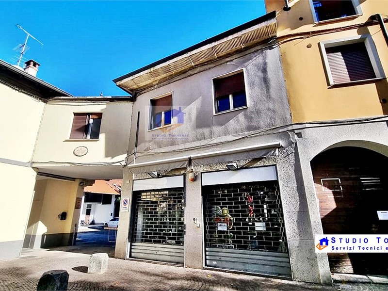 Trilocale in Vendita a Bollate, 270'000&euro;, 95 m²