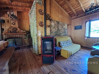 Casa Indipendente in Vendita a Zeri, 85'000€, 127 m²