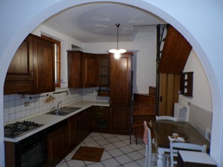 Casa Indipendente in Affitto a Calci, zona Castelmaggiore, 600&euro;, 55 m², arredato