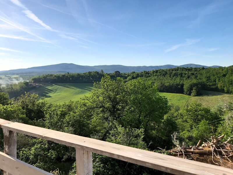 Casa di corte in Vendita a Colle di Val D'Elsa, zona Gracciano Dell'elsa, 210'000&euro;, 250 m²