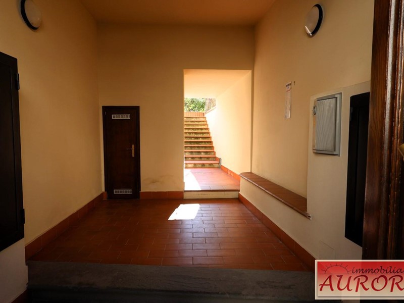 Quadrilocale in Vendita a Colle di Val D'Elsa, 250'000€, 140 m², arredato