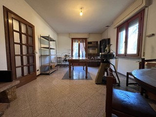 Villa bifamiliare in Vendita a Cascina, zona San Frediano a Settimo, 220'000&euro;, 100 m², con Box