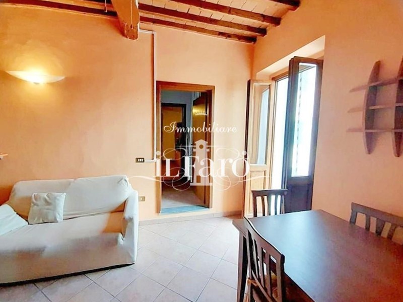 Bilocale in Vendita a Calci, zona Castelmaggiore, 85'000&euro;, 45 m², arredato