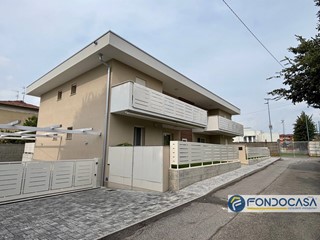 Bilocale in Vendita a Palazzolo sull'Oglio, 165'000&euro;, 54 m²