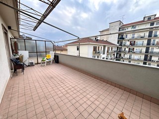 Trilocale in Vendita a Alessandria, 75'000€, 70 m²