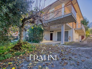 Appartamento in Vendita a Civitella del Tronto, 80'000&euro;, 165 m²