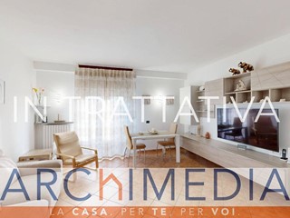 Trilocale in Vendita a Malnate, 129'500&euro;, 86 m²