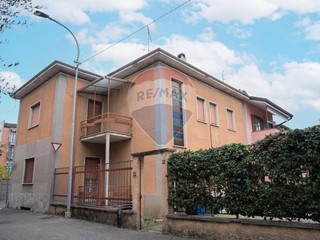 Appartamento in Vendita a Rho, 365'000&euro;, 250 m²