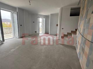 Villa in Affitto a Mugnano del Cardinale, 220 m²
