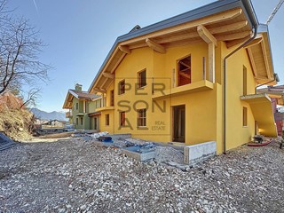 Trilocale in Vendita a Predaia, 460'000€, 200 m²