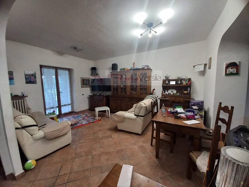 Casa Semi Indipendente in Vendita a Montignoso, 450'000€, 130 m²