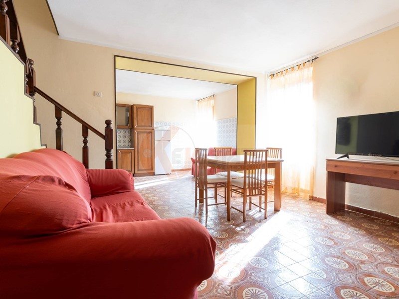 Casa Indipendente in Vendita a Romana, 59'000&euro;, 182 m²