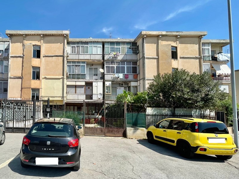 Quadrilocale in Vendita a Palermo, 69'000€, 113 m²