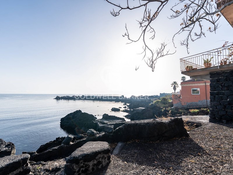 Quadrilocale in Vendita a Acireale, 129'000€, 105 m²