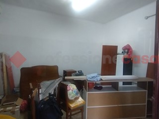 Magazzino in Vendita a Taranto, 38'000&euro;, 61 m²