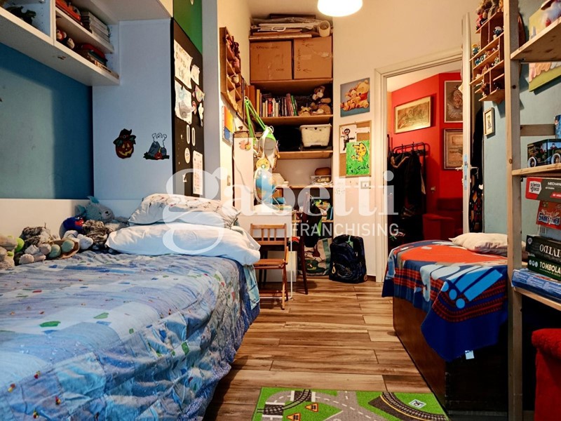 Trilocale in Vendita a Firenze, 290'000€, 75 m², arredato