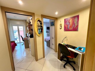 Trilocale in Vendita a Napoli, 295'000€, 76 m²