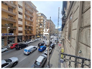 Appartamento in Vendita a Salerno, 420'000€, 106 m²