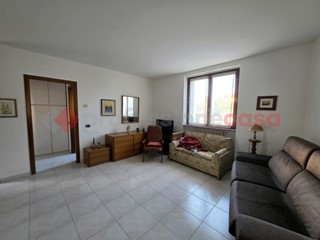 Monolocale in Vendita a Lomazzo, 80'000&euro;, 40 m², arredato