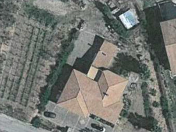 Villa bifamiliare in Vendita a Ortona, 170'000&euro;, 250 m²