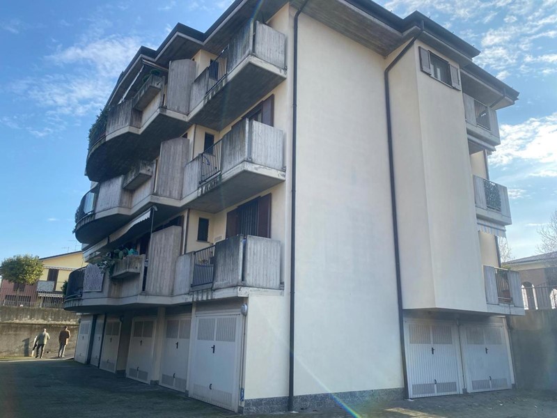 Trilocale in Vendita a Montanaso Lombardo, 178'000€, 70 m², arredato, con Box