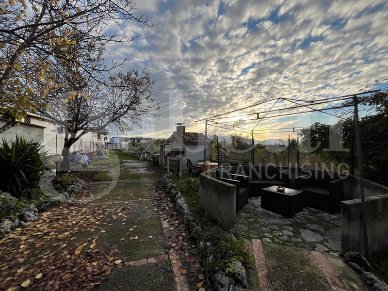 Casa Indipendente in Vendita a Piedimonte Matese, 275'000&euro;, 353 m²